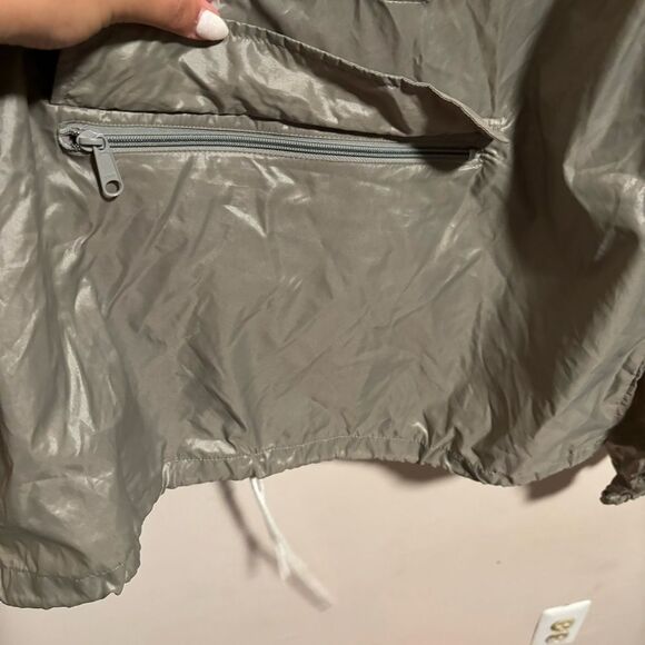 Vintage Izod Lacoste Windbreaker Jacket Lightweight Hooded 80s- Size Medium - Picture 7 of 8